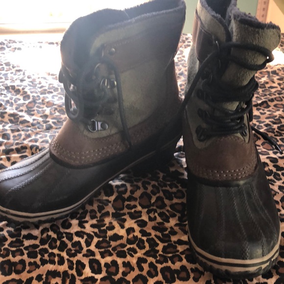 Sorel weather boots - Picture 3 of 8